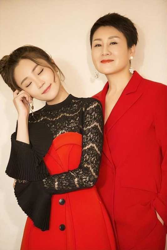 张凯丽:一路好好走!刘慧芳天天有,就是女儿不喊妈-第31张图片-九妖电影 张凯丽:一路好好走!刘慧芳天天有,就是女儿不喊妈-第31张图片-九妖电影