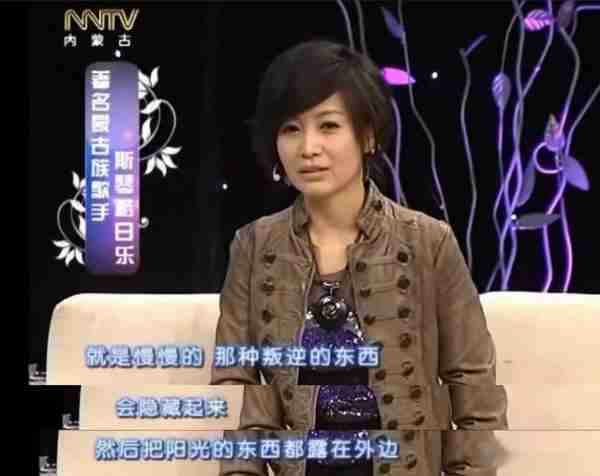 她曾5次上春晚,却被恩师欺骗流产、前途尽毁,如今55岁仍单身-第16张图片-九妖电影 她曾5次上春晚,却被恩师欺骗流产、前途尽毁,如今55岁仍单身-第16张图片-九妖电影