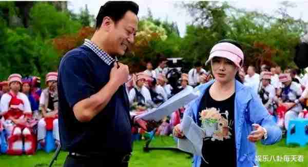 她曾是央视女主持人，离婚1年后上《非诚勿扰》相亲，1小时被富豪牵走-第2张图片-九妖电影