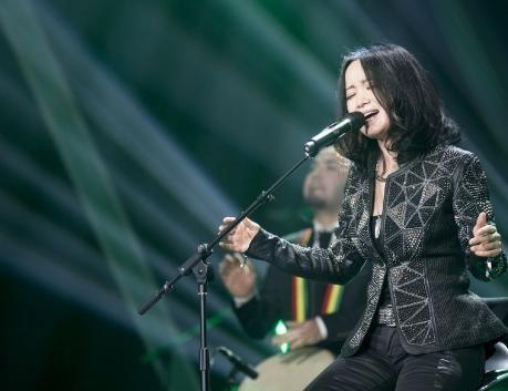 她曾连登春晚4次,被恩师欺骗堕胎、前途尽毁,如今55岁仍没人要-第6张图片-九妖电影 她曾连登春晚4次,被恩师欺骗堕胎、前途尽毁,如今55岁仍没人要-第6张图片-九妖电影