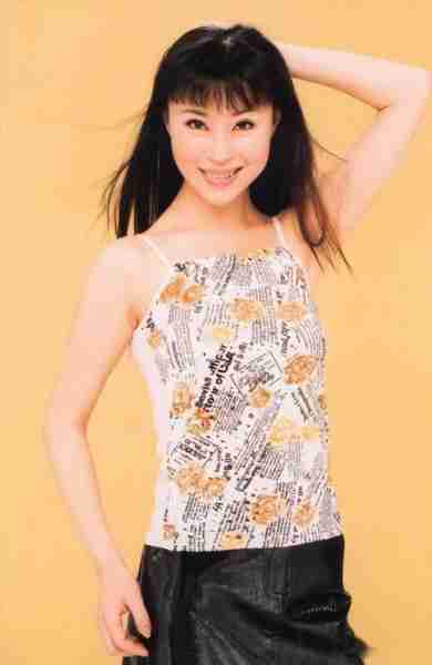 她被称为民歌女王，9登春晚，历经万难，如今47岁仍孤身一人-第25张图片-九妖电影