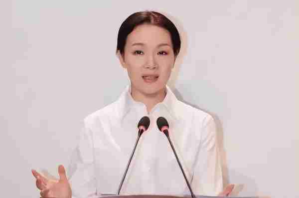 她被誉为军中花仙子，连续15年上春晚，男友患癌离世，52岁仍单身-第15张图片-九妖电影