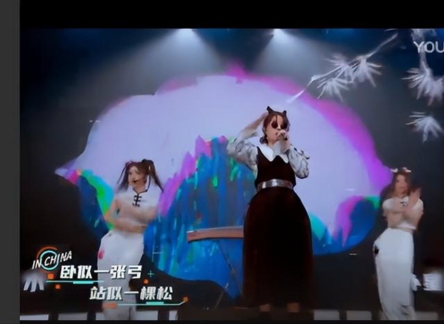 她被誉为好声音最惨冠军，夺冠一个月后无人问津，如今判若两人-第26张图片-九妖电影