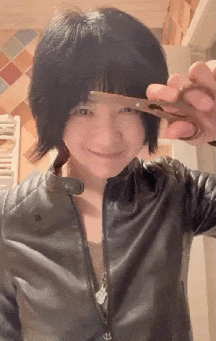 她连登四次春晚，却因为跟恩师的一段孽缘，星途尽毁，至今仍单身-第2张图片-九妖电影