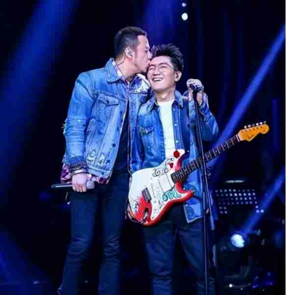 好声音中途淘汰的5位歌手，实力强大却遭淘汰，名气比导师还火-第8张图片-九妖电影