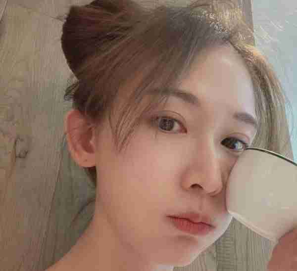 好声音没夺冠，却嫁给爱奇艺总裁，34岁成了人生赢家_3-第8张图片-九妖电影