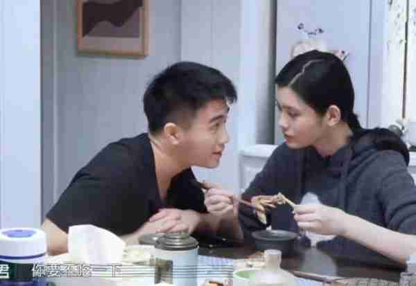 嫁给恋爱脑霸总是怎样的体验？-第3张图片-九妖电影