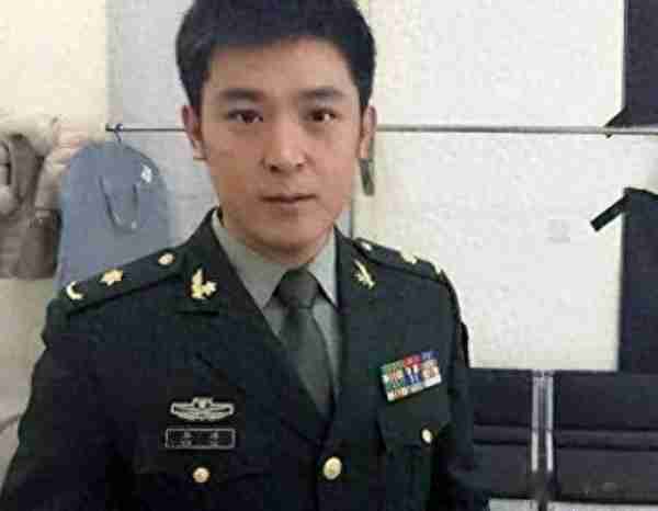 孙涛-娶同学李莉，结婚27年被拿捏死，17次上春晚全是她的功劳-第18张图片-九妖电影