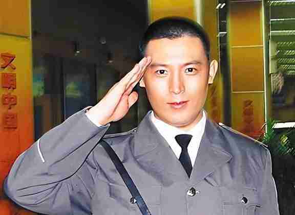 孙涛从来没有后悔过，娶个一个平凡妻子，能上春晚17次功劳全是她-第9张图片-九妖电影
