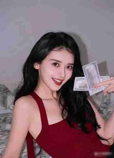 徐子钧高亚麟同框被扒,看高亚麟的眼神如同会拉丝,说不爱谁信?-第13张图片-九妖电影 徐子钧高亚麟同框被扒,看高亚麟的眼神如同会拉丝,说不爱谁信?-第13张图片-九妖电影