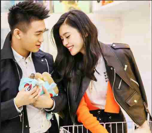 孙涛婚姻传奇：与同学李莉共度27年，17次央视春晚成功，全赖她的默默付出-第3张图片-九妖电影