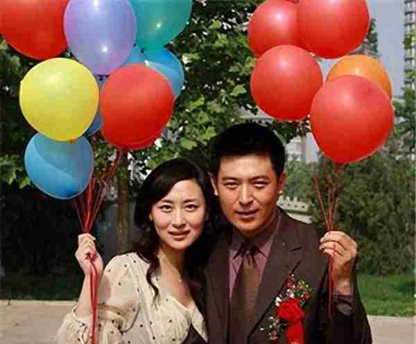 孙涛结婚被拿捏27年，炫耀妻子漂亮冻龄，17次上春晚老婆功不可没-第5张图片-九妖电影