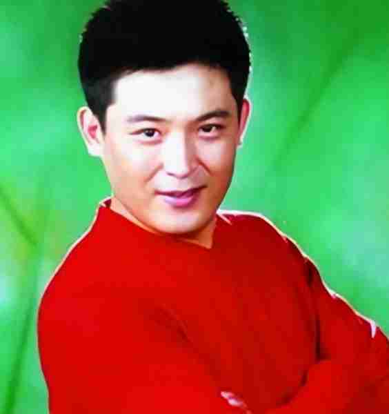 孙涛：娶同学李莉，结婚27年被拿捏死，17次上春晚全是她的功劳_1-第4张图片-九妖电影