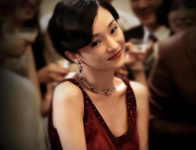 患抑郁,被骗婚,遭封杀,这几位女星被男同性恋害得好惨-第20张图片-九妖电影 患抑郁,被骗婚,遭封杀,这几位女星被男同性恋害得好惨-第20张图片-九妖电影