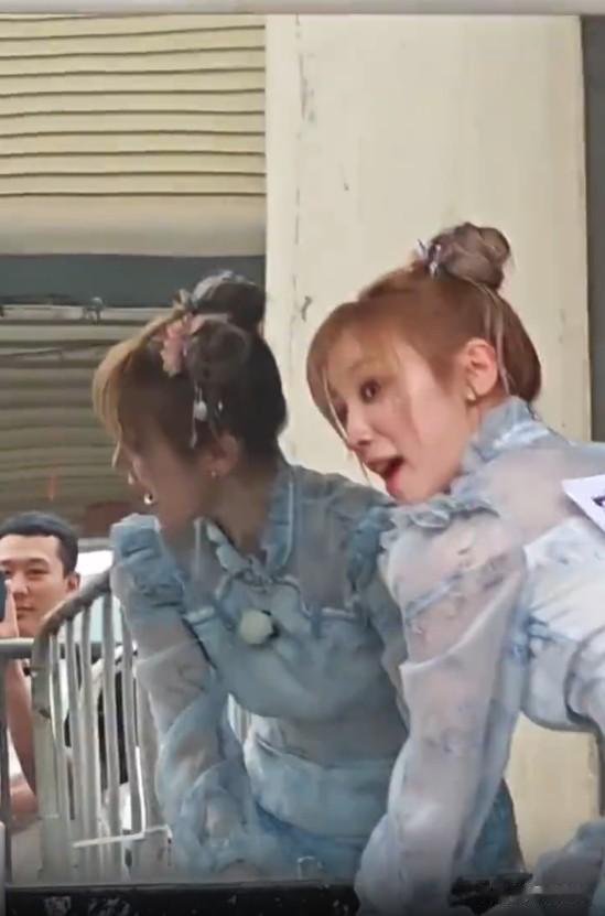 宋雨琦厕所被拍,奔跑吧上厕所洗手被拍视频-第5张图片-九妖电影 宋雨琦厕所被拍,奔跑吧上厕所洗手被拍视频-第5张图片-九妖电影