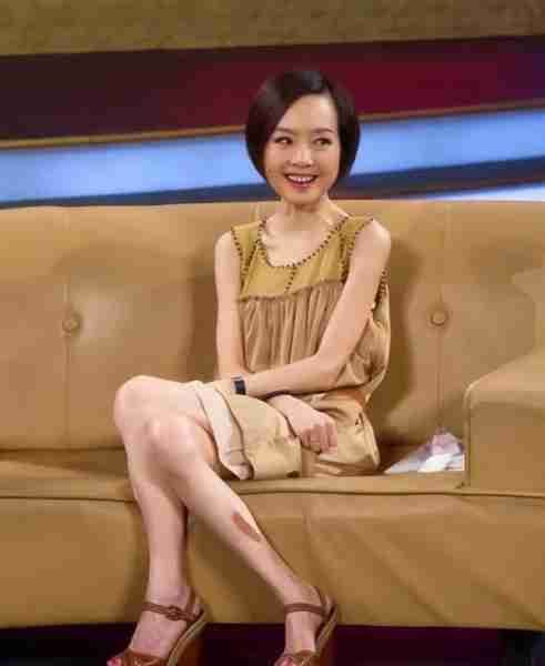 对比41岁贾玲和39岁杨天真后，才发现割胃瘦和运动瘦差距一目了然-第4张图片-九妖电影
