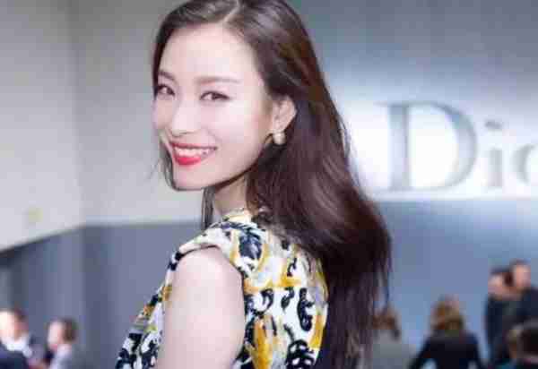 打同性“擦边球”上瘾？千娇百媚的倪妮，已走上演员的另一条路了-第29张图片-九妖电影
