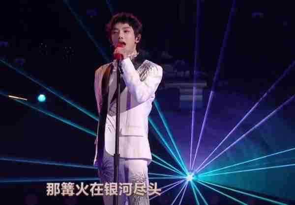 小年夜春晚：孙悦变脸，蔡健雅一张嘴吓到我，张信哲咋长这样了-第4张图片-九妖电影
