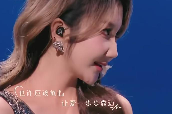 小年夜春晚：孙悦变脸，蔡健雅一张嘴吓到我，张信哲咋长这样了-第25张图片-九妖电影