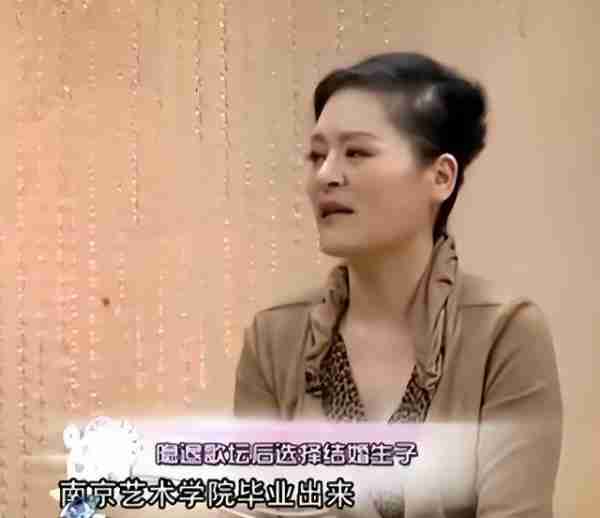 打败韦唯毛阿敏，却被亲弟弟砸成脑震荡，一代歌后沦为保姆谋生-第8张图片-九妖电影