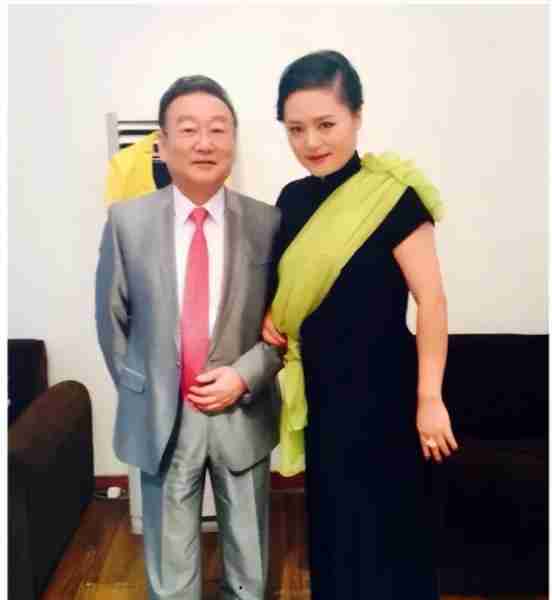 打败韦唯毛阿敏，却被亲弟弟砸成脑震荡，一代歌后沦为保姆谋生-第38张图片-九妖电影