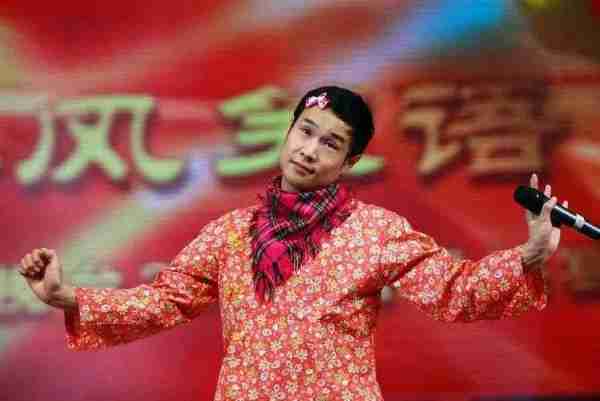 小沈阳一夜爆红，从二人转到喜剧明星，从舞台上翻跟头到春晚舞台-第7张图片-九妖电影