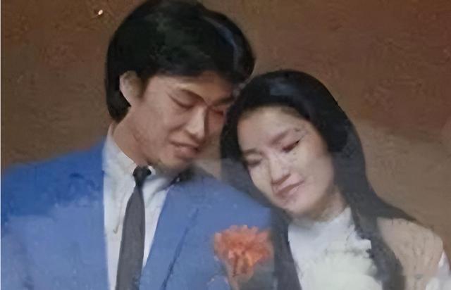 拒改国籍的五位明星:宁愿为祖国缴纳千万巨款,也要自己是中国人-第23张图片-九妖电影 拒改国籍的五位明星:宁愿为祖国缴纳千万巨款,也要自己是中国人-第23张图片-九妖电影