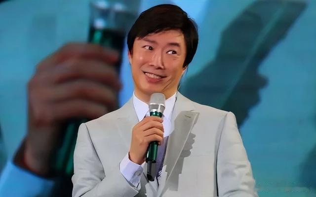 拒改国籍的五位明星:宁愿为祖国缴纳千万巨款,也要自己是中国人-第22张图片-九妖电影 拒改国籍的五位明星:宁愿为祖国缴纳千万巨款,也要自己是中国人-第22张图片-九妖电影