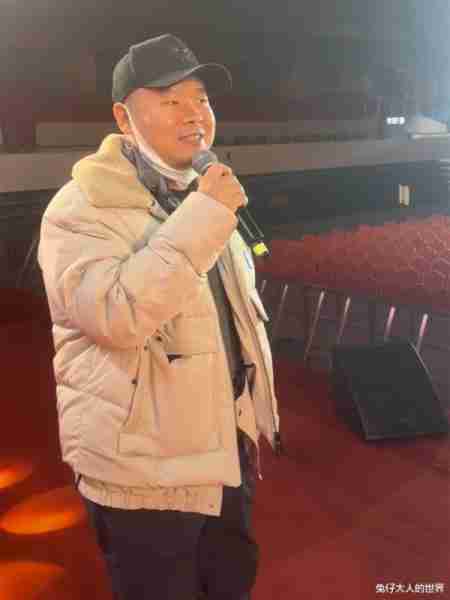 岳云鹏录完相声春晚，带孙越跑出演播厅，网友：是要赶场央视春晚-第8张图片-九妖电影