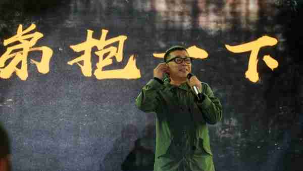 庞龙：凭一首歌赚2亿，上4次春晚后忽然“落寞”，今怎样了？-第4张图片-九妖电影