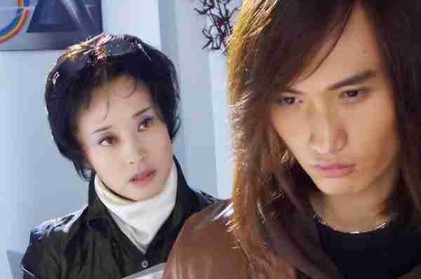 庞龙：凭一首歌赚2亿，上4次春晚后忽然“落寞”，今怎样了？-第12张图片-九妖电影