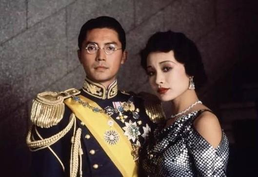 弃养双胞胎，五个字“毁掉”春晚，她宁愿在国外洗盘子都不回国...-第8张图片-九妖电影