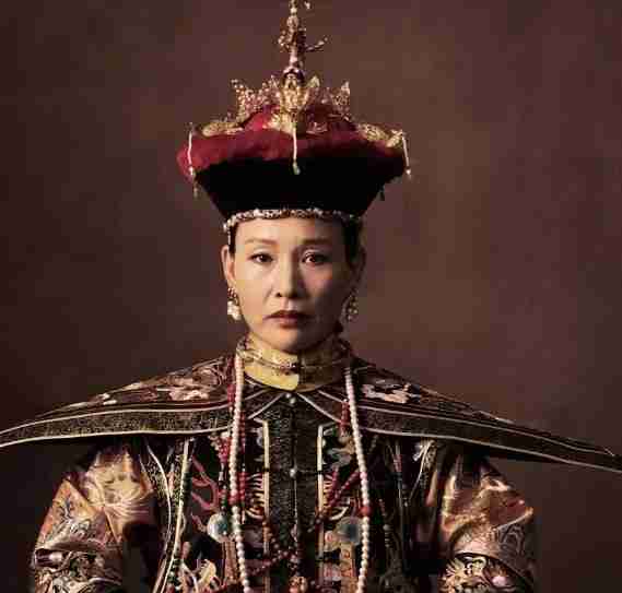 弃养双胞胎，五个字“毁掉”春晚，她宁愿在国外洗盘子都不回国...-第12张图片-九妖电影