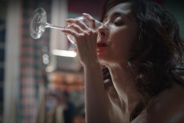 收手吧杨幂,新剧没完没了的“秀身材”,再性感观众也会腻_1-第19张图片-九妖电影 收手吧杨幂,新剧没完没了的“秀身材”,再性感观众也会腻_1-第19张图片-九妖电影