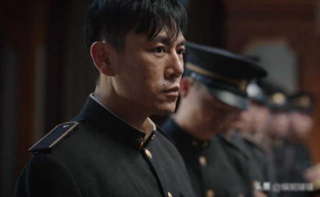 收手吧杨幂,没完没了的“秀身材”,再性感观众也会腻_1-第31张图片-九妖电影 收手吧杨幂,没完没了的“秀身材”,再性感观众也会腻_1-第31张图片-九妖电影