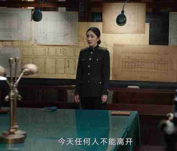 收手吧杨幂，没完没了的“秀身材”，再性感观众也会腻_2-第11张图片-九妖电影