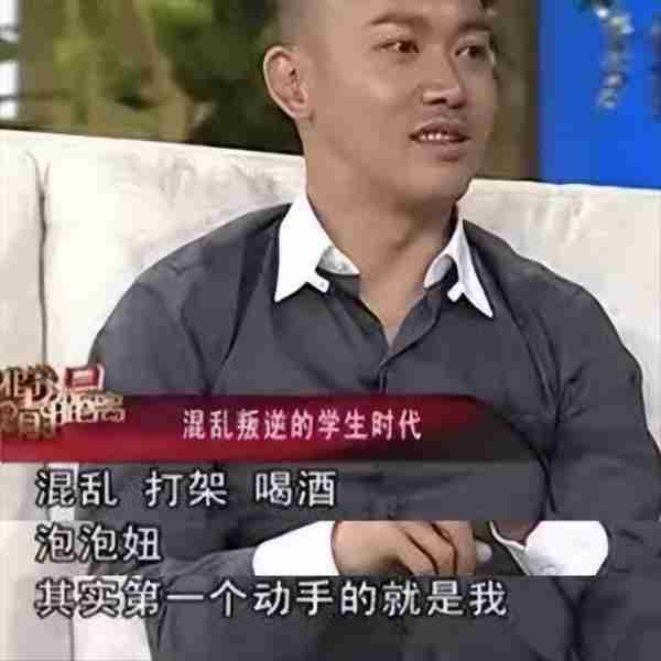 整容、坐牢、大男子主义,44岁的他,凭什么再次翻红?-第11张图片-九妖电影 整容、坐牢、大男子主义,44岁的他,凭什么再次翻红?-第11张图片-九妖电影