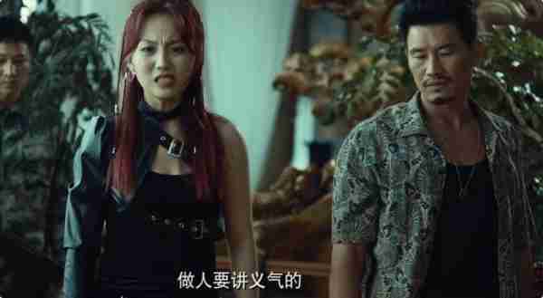 斥资800万！嘎子谢孟伟新片翻车，靠女演员身材博眼球，简直太荒唐-第5张图片-九妖电影
