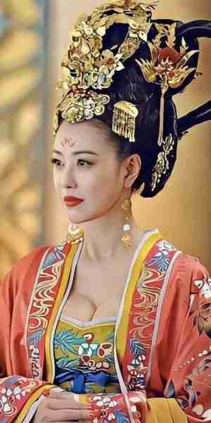 无儿无女的周海媚去世不到6个月，白发老母的选择令人泪目_1-第19张图片-九妖电影