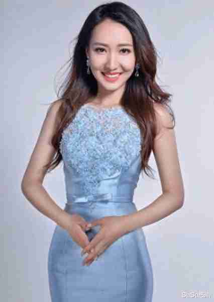 张靓婧颜值媲美李思思！2023主持人大赛，成功挖到一张“春晚脸”-第1张图片-九妖电影