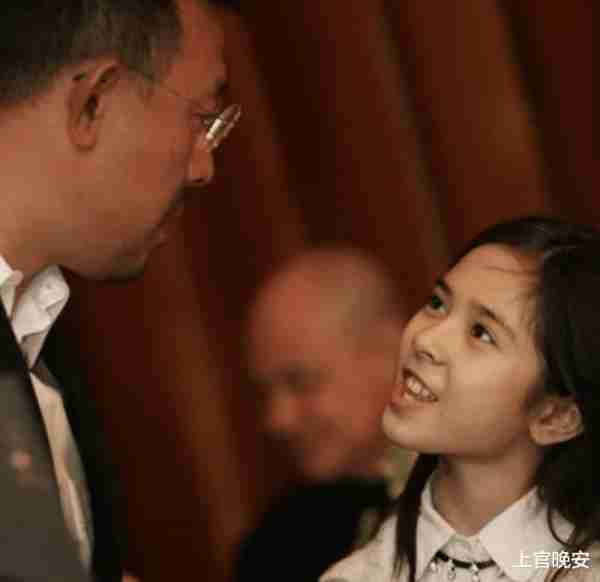 明星的混血娃长大了，姜文女儿清纯漂亮，周华健儿子长得太着急-第2张图片-九妖电影