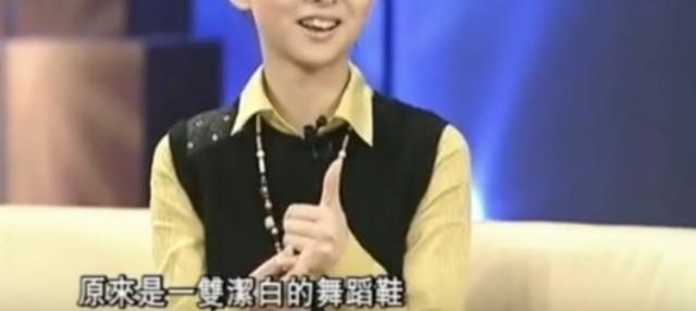 当年春晚“千手观音”聋哑人领舞，拒绝富豪，嫁穷小子，如今...-第8张图片-九妖电影