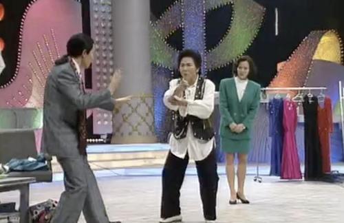 春晚一句台词识破潜伏间谍,去世23年的赵丽蓉,仍被官媒发文缅怀-第9张图片-九妖电影 春晚一句台词识破潜伏间谍,去世23年的赵丽蓉,仍被官媒发文缅怀-第9张图片-九妖电影