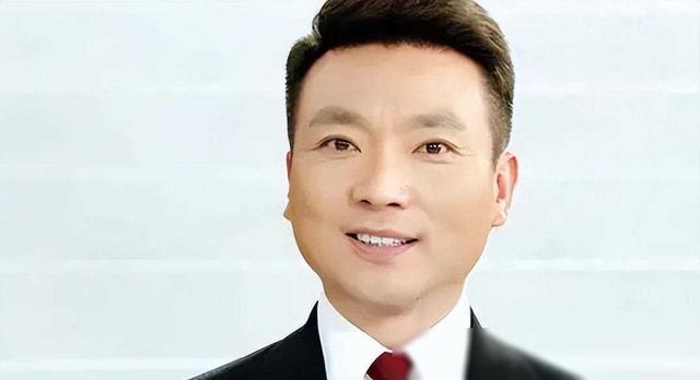 暂别《新闻联播》栏目组，央视门面担当康辉收获新身份-第6张图片-九妖电影