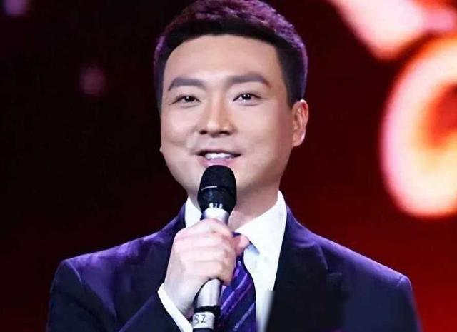暂别《新闻联播》栏目组，央视门面担当康辉收获新身份-第16张图片-九妖电影