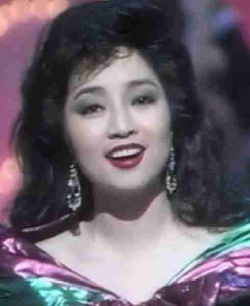 徐小凤：春晚为她破例，宁愿离婚也要坚守国籍，74岁仍独身！-第8张图片-九妖电影