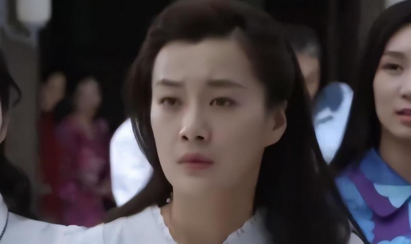 徐梵溪：3次改名，多次登上春晚，前男友娶李小冉，她40岁还单身-第6张图片-九妖电影