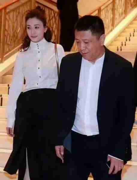 徐梵溪：3次改名，多次登上春晚，前男友娶李小冉，她40岁还单身-第14张图片-九妖电影
