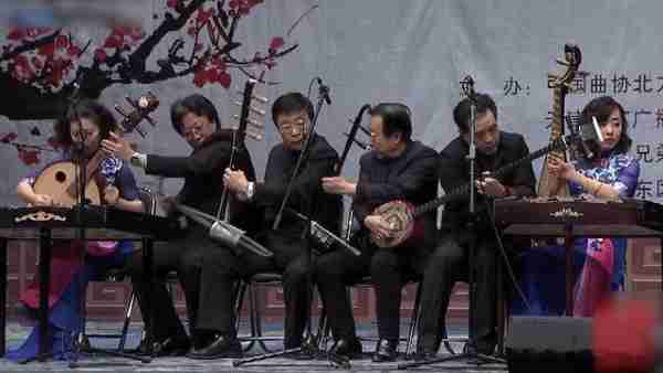 德云鼓曲社七音换手联弹，震撼全场，这才是最该上春晚的节目-第10张图片-九妖电影