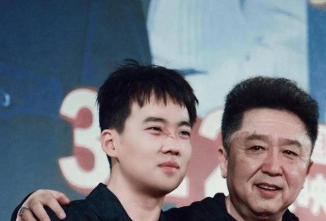 这一次,年仅28岁的郭麒麟,再次让老爸郭德纲以及全世界刮目相看-第20张图片-九妖电影 这一次,年仅28岁的郭麒麟,再次让老爸郭德纲以及全世界刮目相看-第20张图片-九妖电影